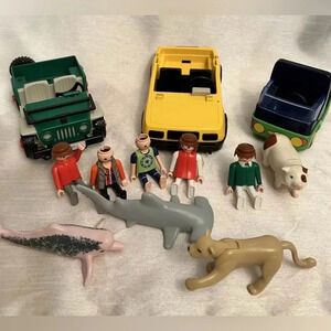 Playmobil Lot 5 People, 4 Animals, 3 Cars Vintage